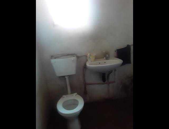 2 BEDROOM HOUSE FOR SALE IN SOSHANGUVE SOUTH